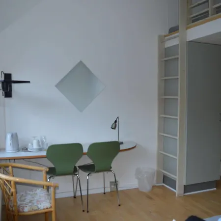 Hotel Fanobad Overnatning 2*